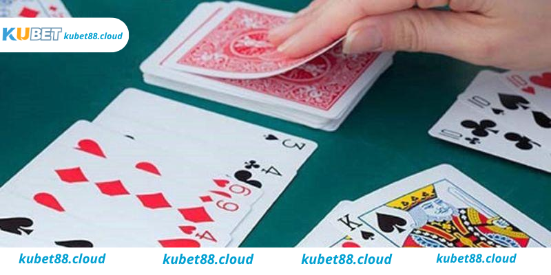 Game Phỏm online Kubet